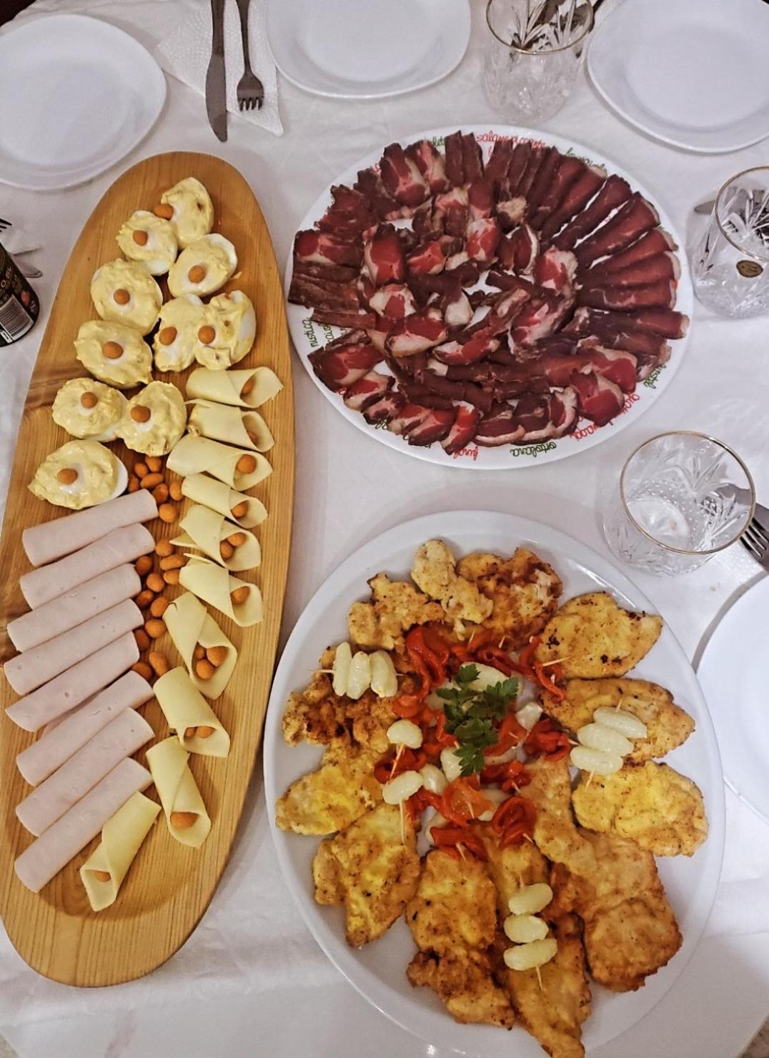 Holiday Bungalows & Food Plav Esterno foto