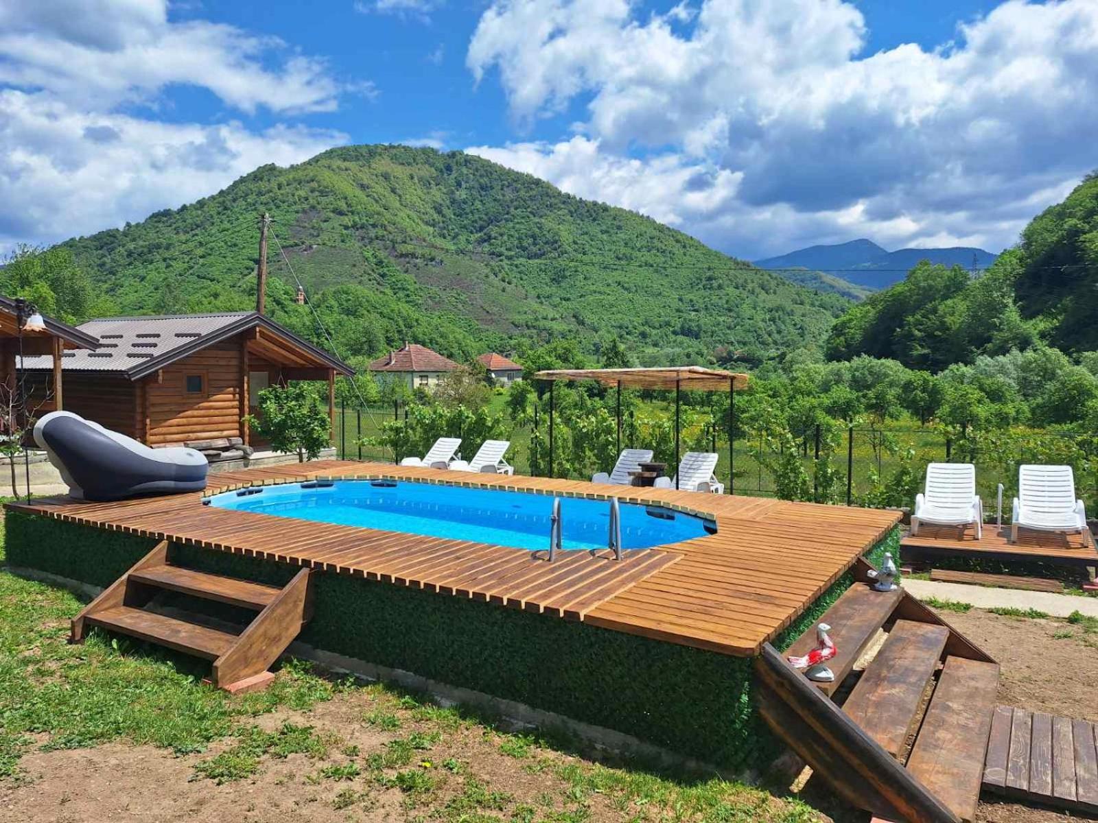 Holiday Bungalows & Food Plav Esterno foto